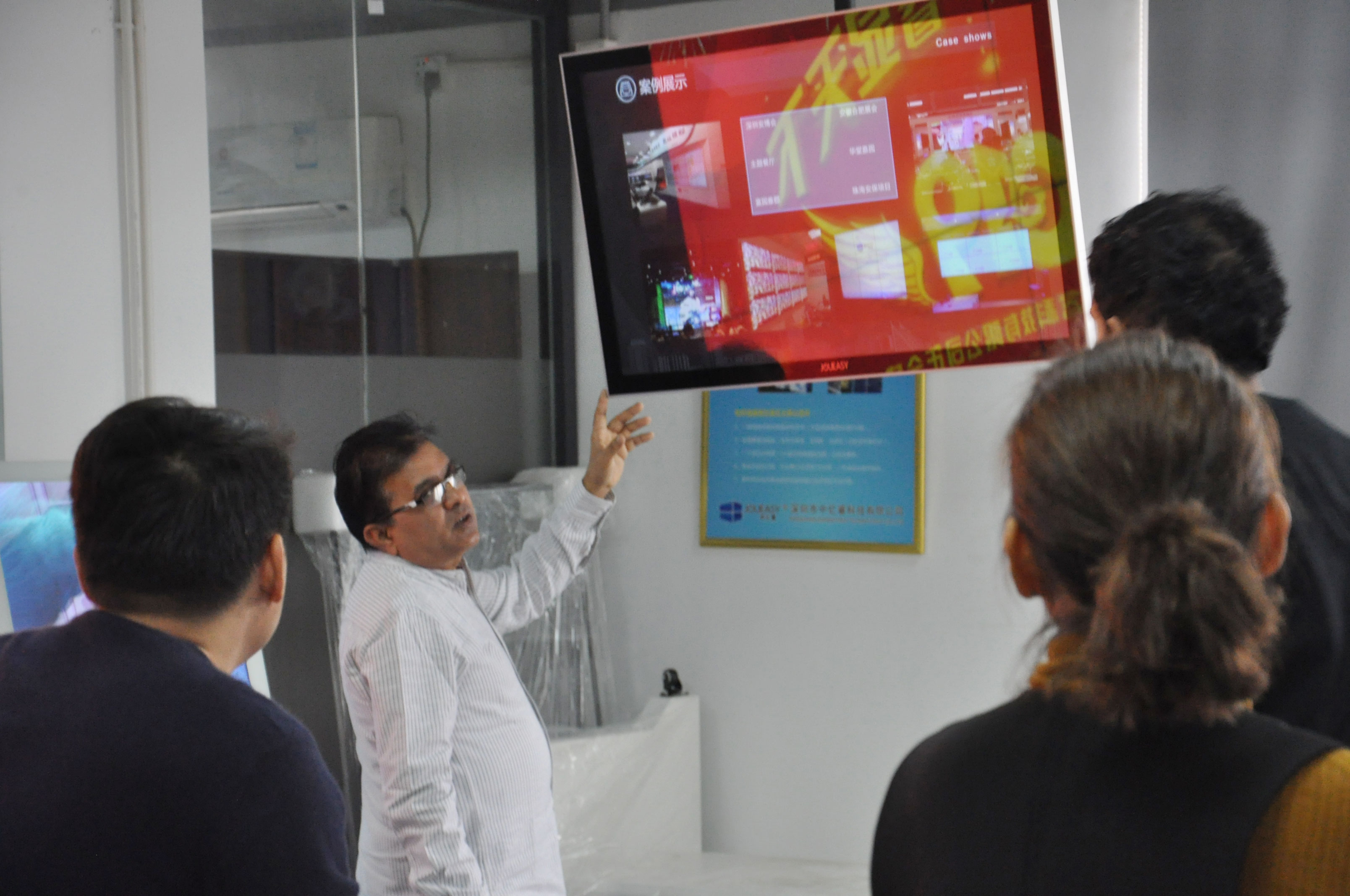 中億?？蛻粢娮C