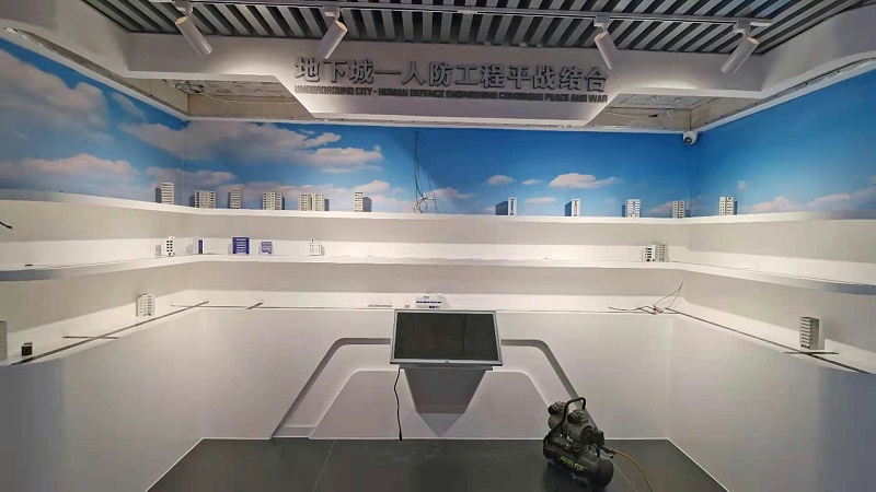 云南陸良黨群服務(wù)中心引入滑軌屏、拼接屏、一體機(jī)打造信息平臺(tái)